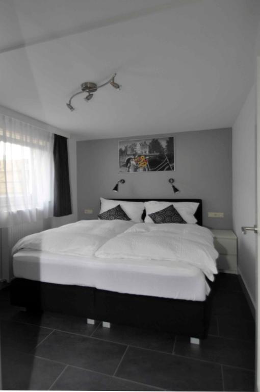 Schelvis Apartments Zandvoort Rum bild